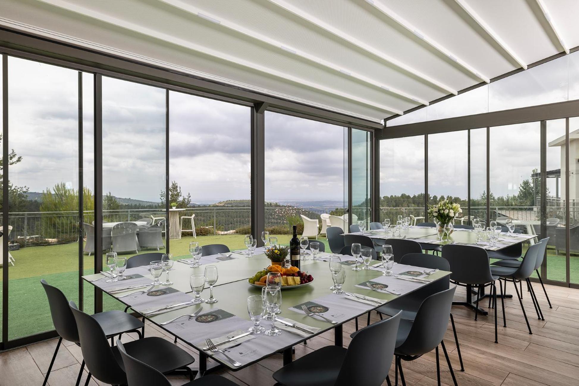 C Hotel Neve Ilan Exterior foto